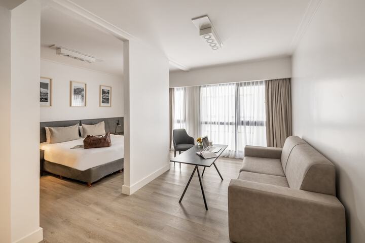 Room 19 of 64