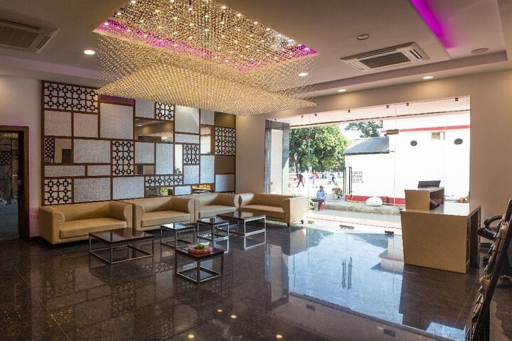 Hotel Interior 11 of 65