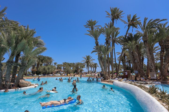Hotel with Pool