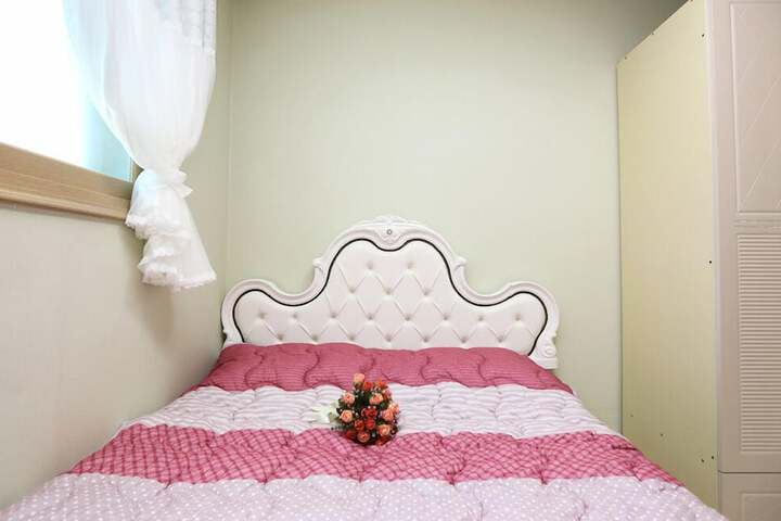 Room 6 of 39