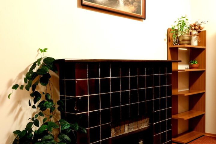 Room 18 of 22