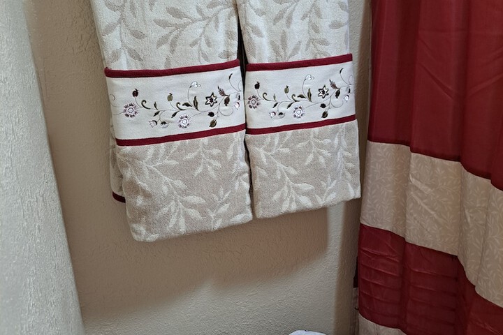 Room 16 of 24