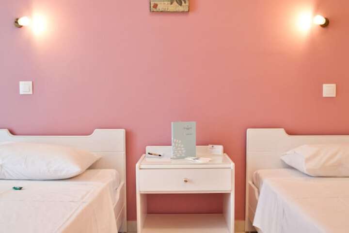 Room 15 of 39