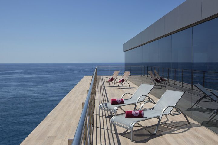 Sundeck 49 of 67