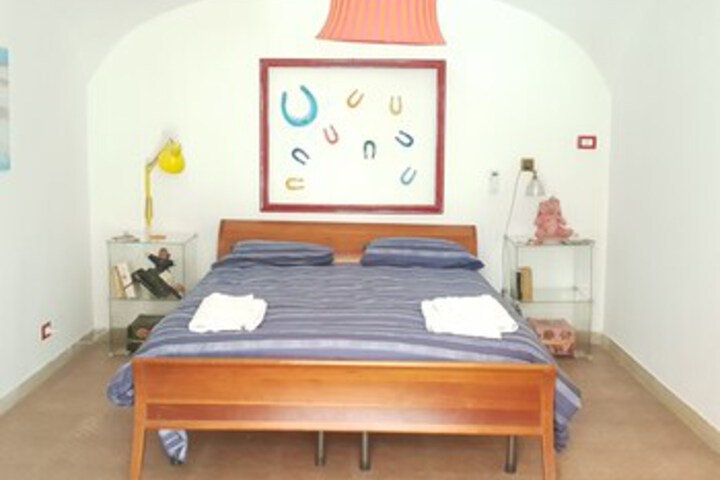 Room 55 of 76