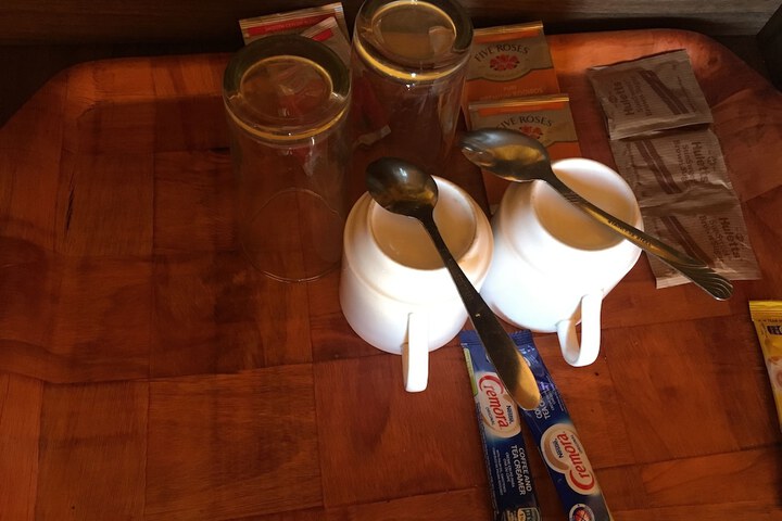 Breakfast/Coffee Service 11 of 25