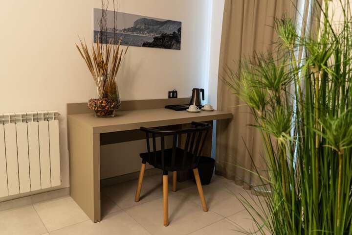 Room 15 of 26