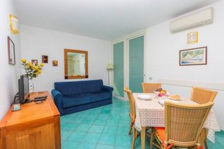 Room 18 of 20