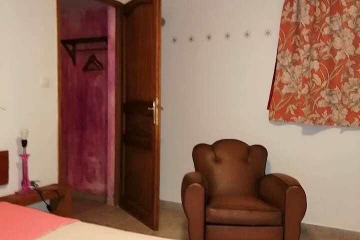 Room 8 of 45
