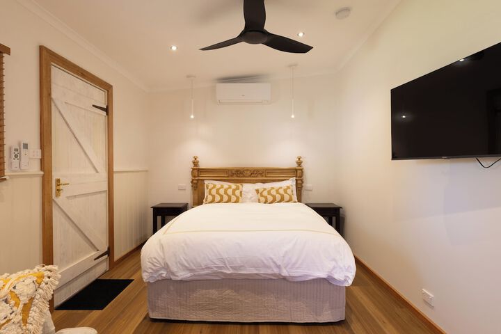 Room 7 of 27