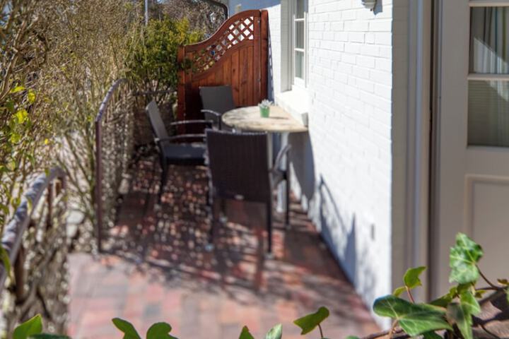 Terrace/Patio 35 of 58