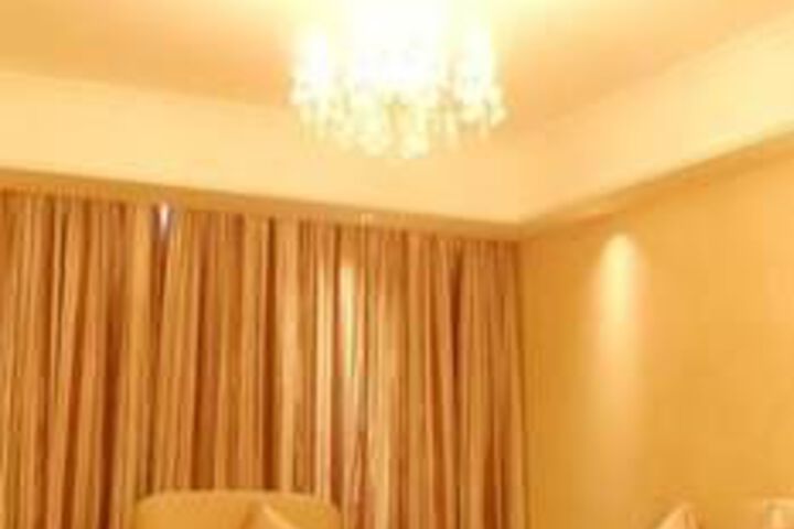 Room 64 of 112