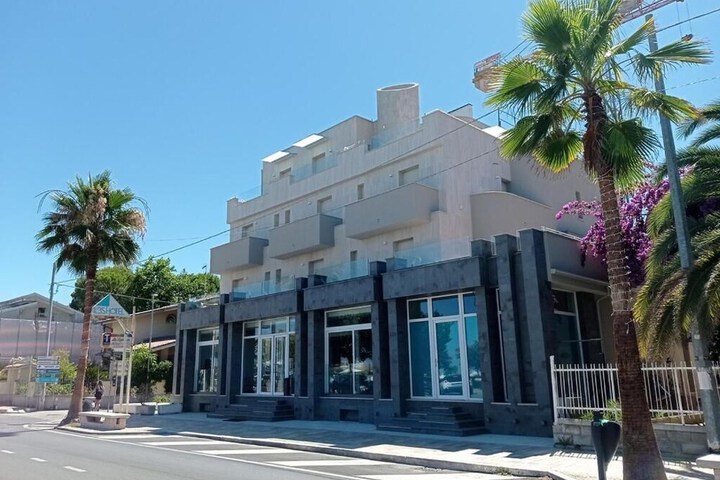 Hotel 44 of 45