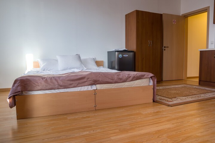 Room 35 of 96