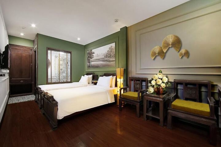 Room 21 of 31
