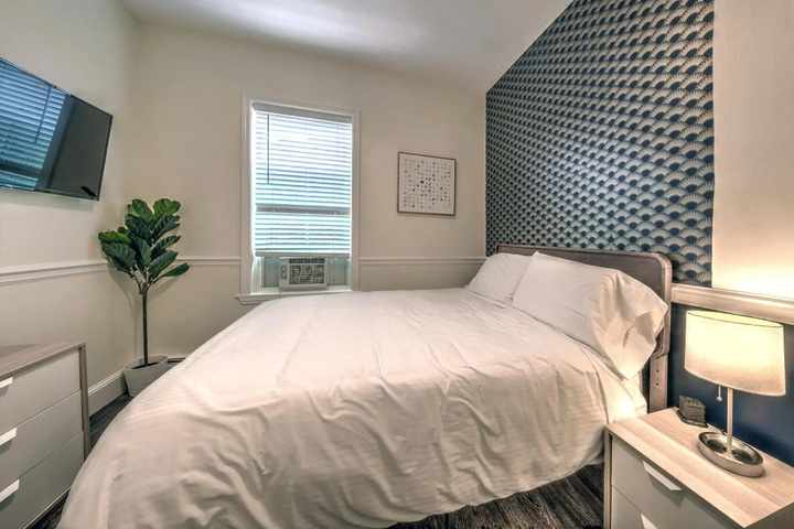 Room 3 of 14