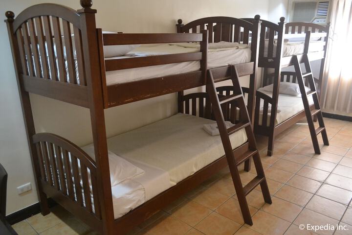 Room 4 of 58