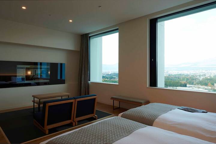 Room 15 of 78