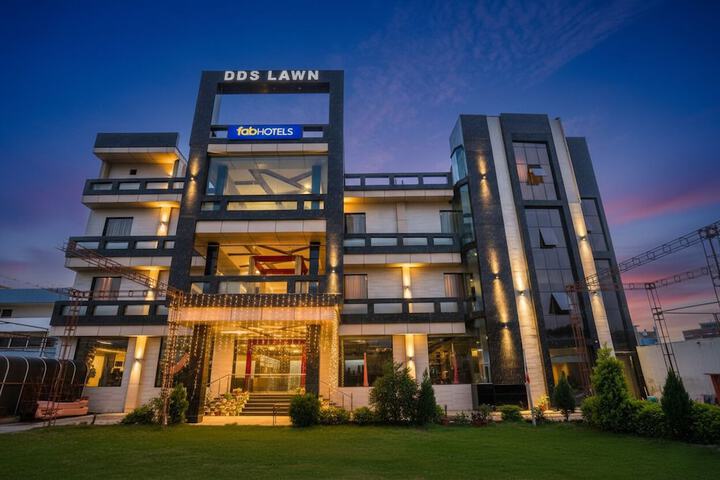 Fabhotel Dds