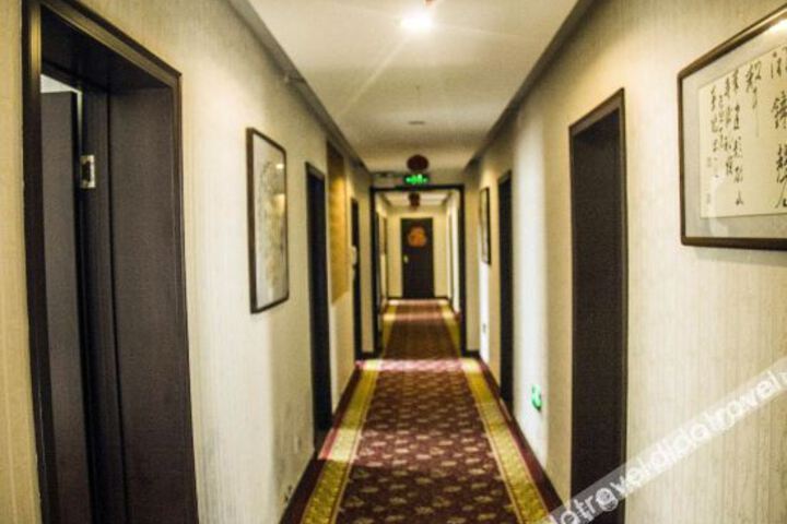 Hotel Interior 8 of 44