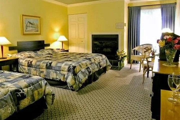 Room 2 of 14
