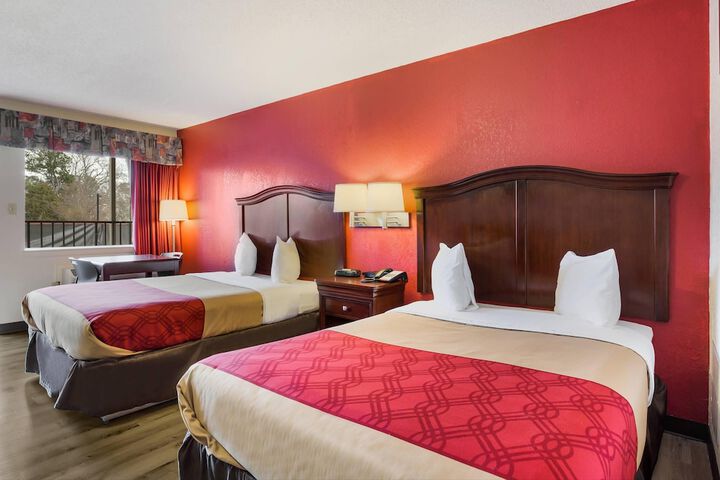Room 15 of 27