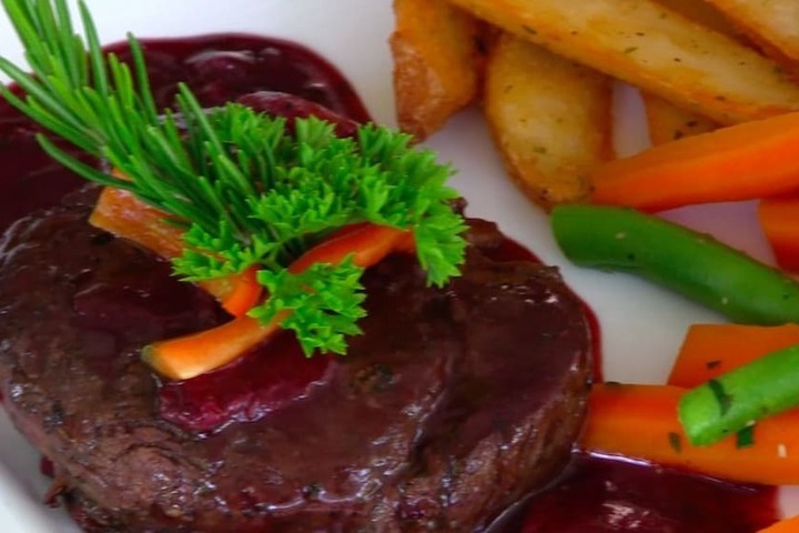 Dining 34 of 56