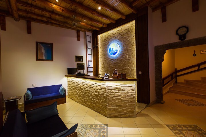 Hotel Interior 4 of 33