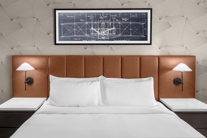 Room 21 of 33