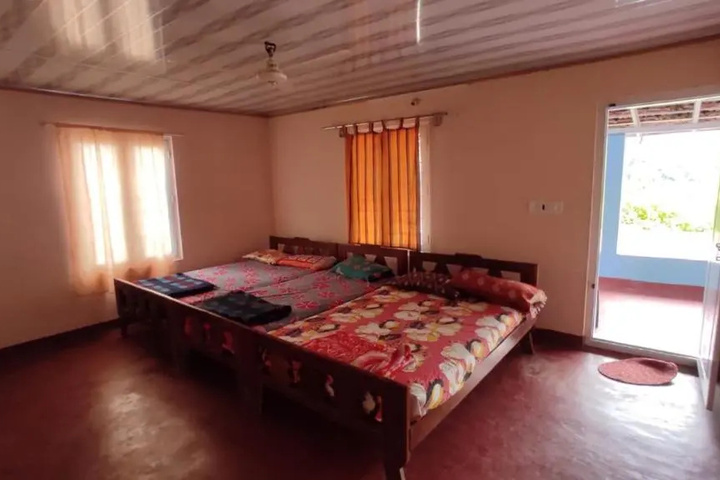Room 5 of 37