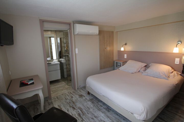 Room 15 of 56