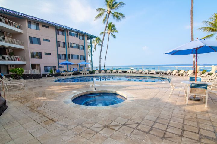 Pool Hotel