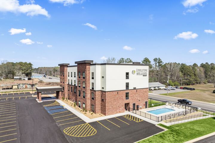 Hotel 65 of 72