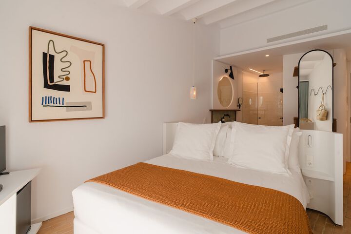 Room 28 of 80