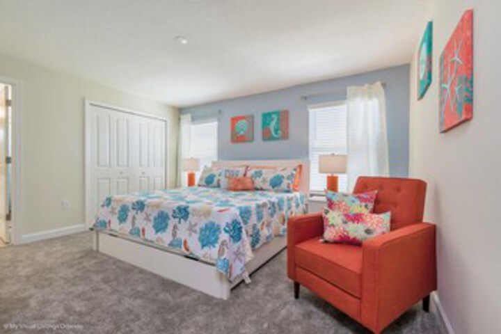 Room 34 of 40