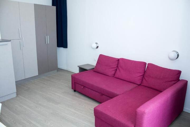 Room 14 of 36