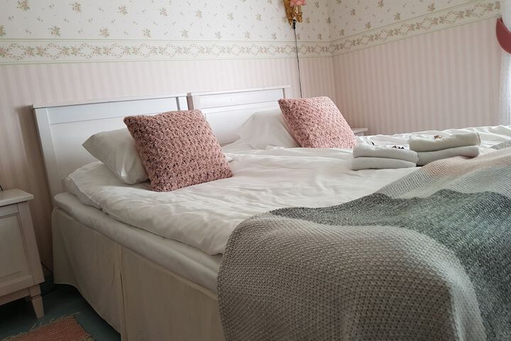 Room 3 of 36