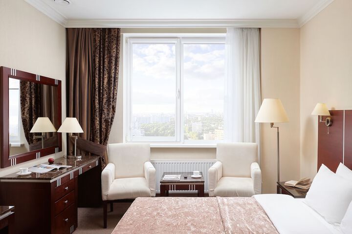 Room 21 of 69