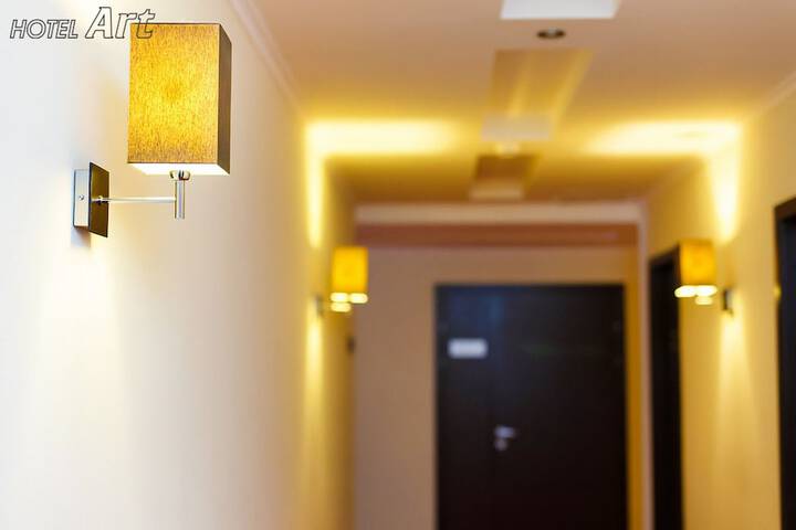 Room 16 of 130