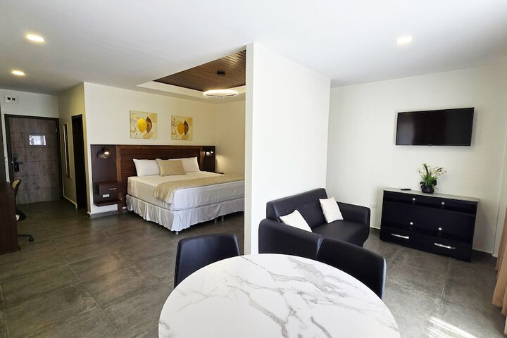Room 3 of 14