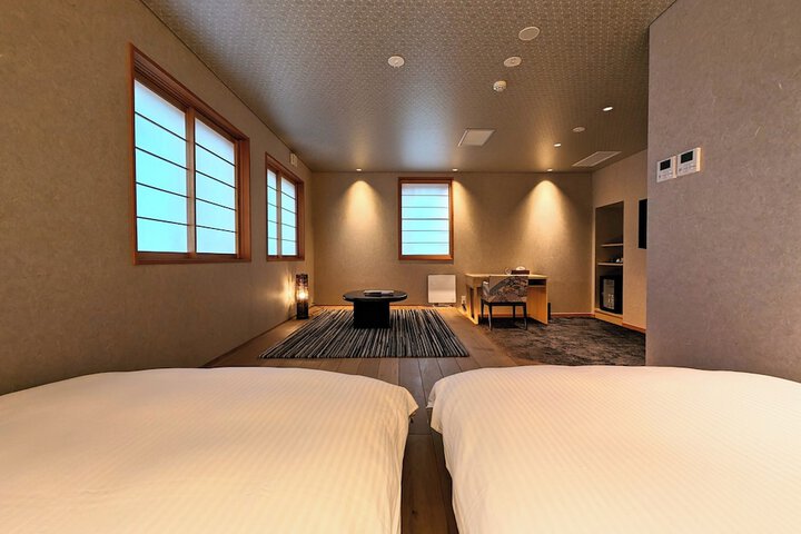 Room 13 of 138
