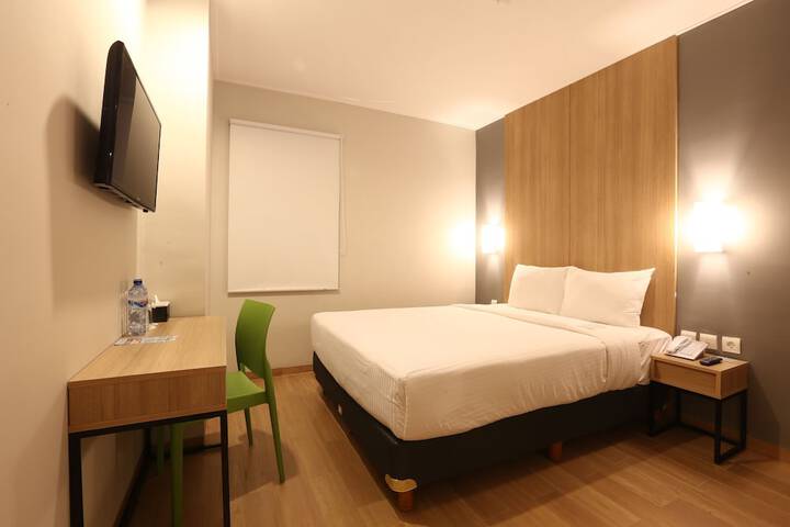 Room 14 of 66