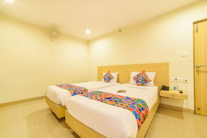 Room 4 of 15