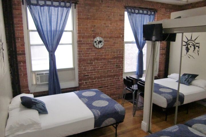 Room 13 of 69