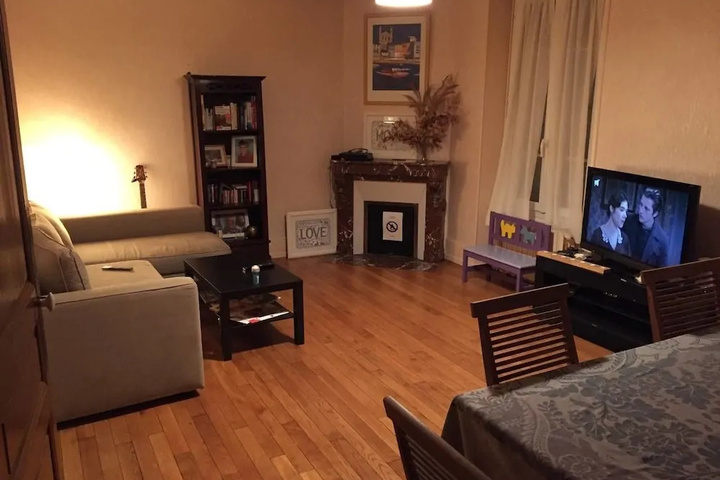 Room 2 of 16