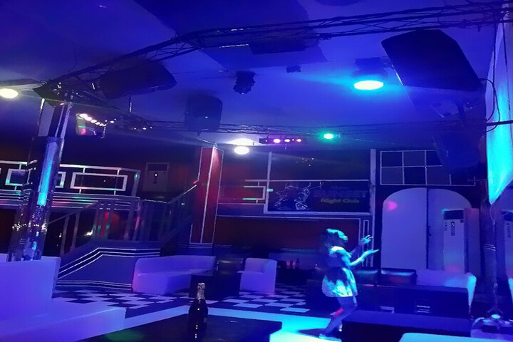 Entertainment 17 of 20