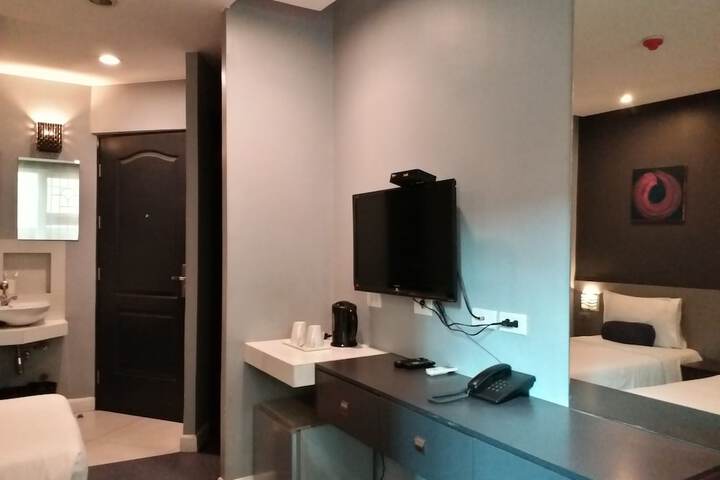 Room 31 of 91