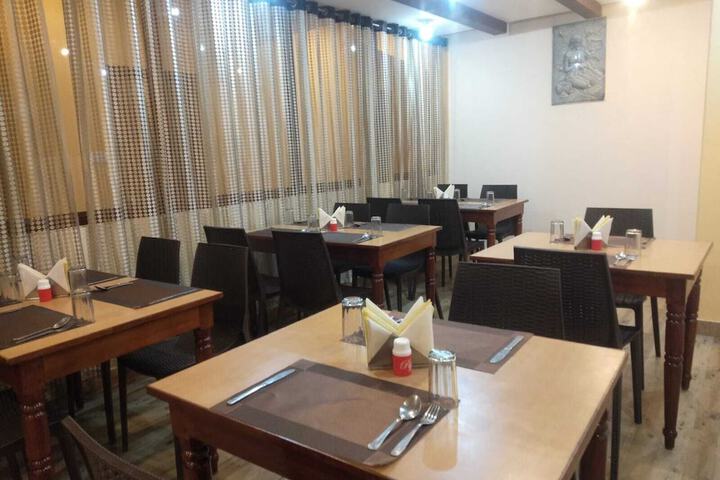 Dining 50 of 57