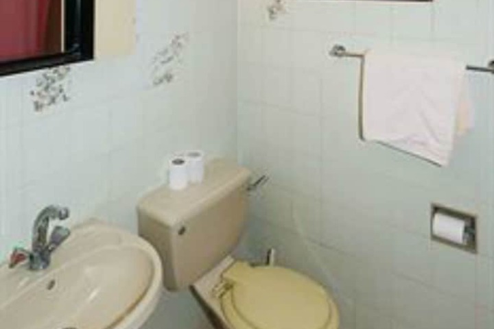 Room 10 of 44