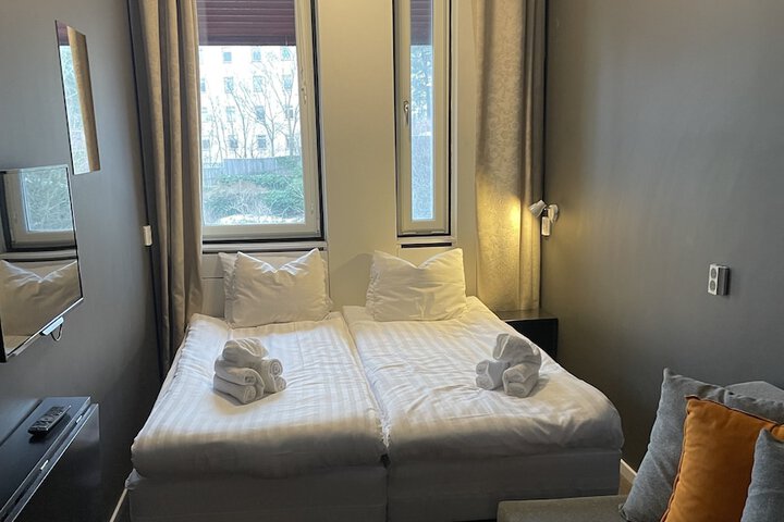 Room 30 of 51